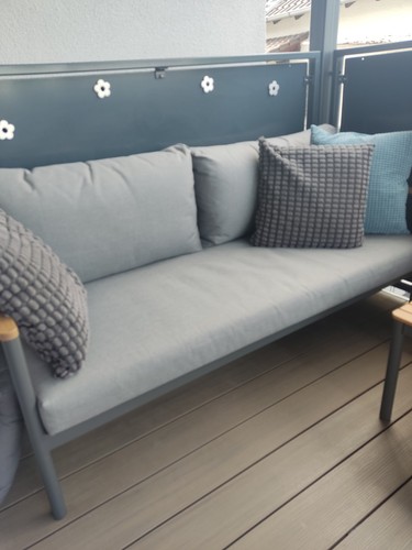 Eine lounge für draußen ein - eine,